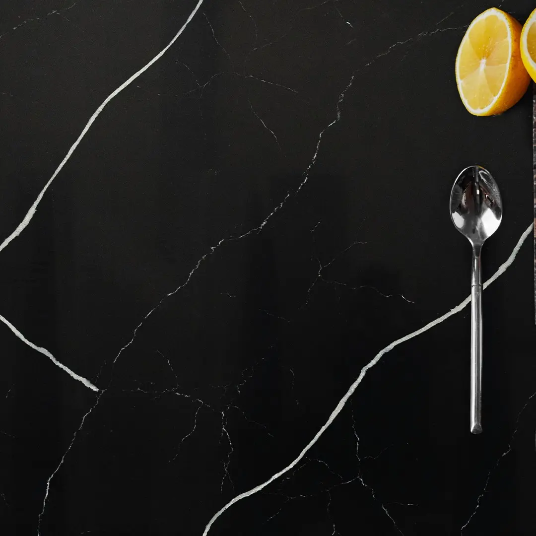 blat-bucatarie-quartz-calacatta-mont-detaliu blat-bucatarie-quartz-calacatta-mont-detaliu