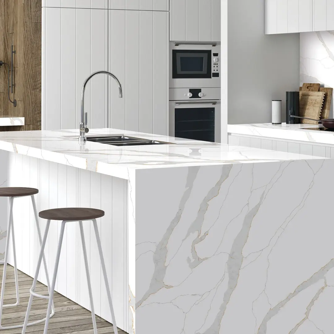 blat-bucatarie-quartz-calacatta-versailles-insula-masa blat-bucatarie-quartz-calacatta-versailles-insula-masa