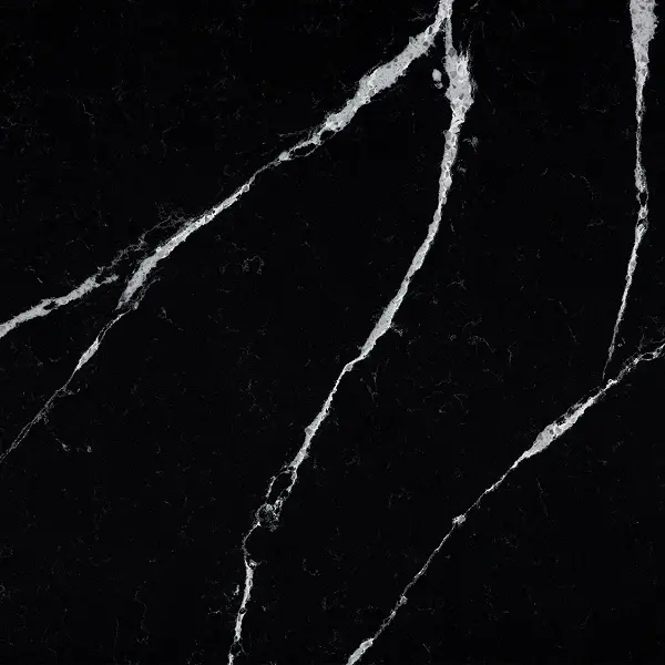 Blat bucătărie quartz ET Marquina Quartz Silestone negru cu vene albe rezistent la pete și zgârieturi.