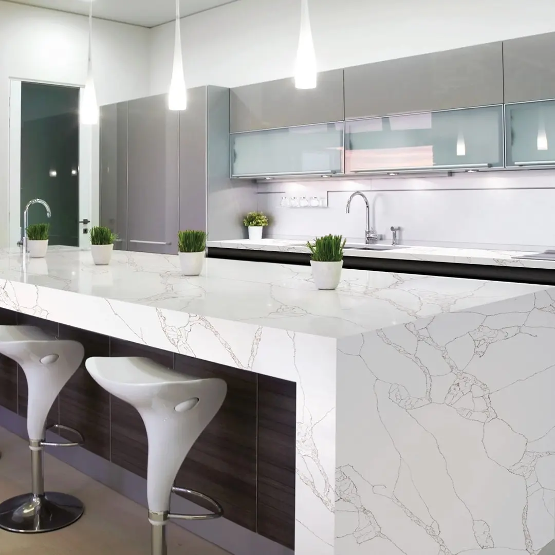 Calacatta Bearn Quartz Avant blat bucatarie alb venatura gri